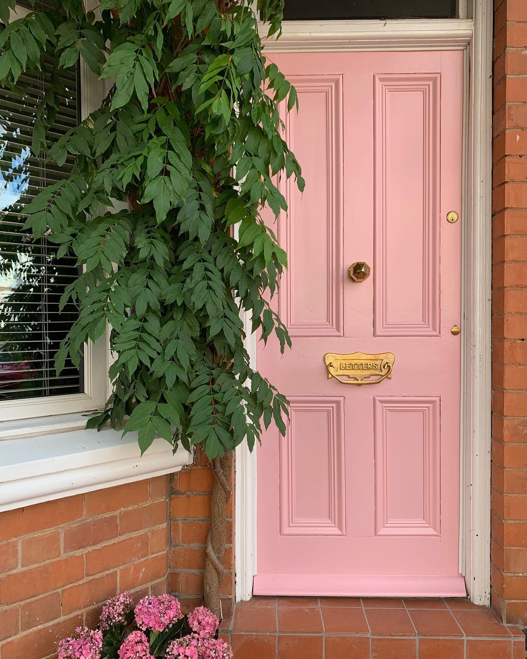 Front Door Colours to Inspire You