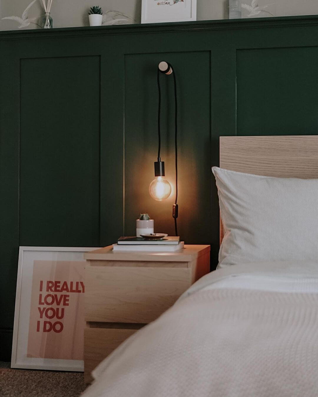 fallback alt text two