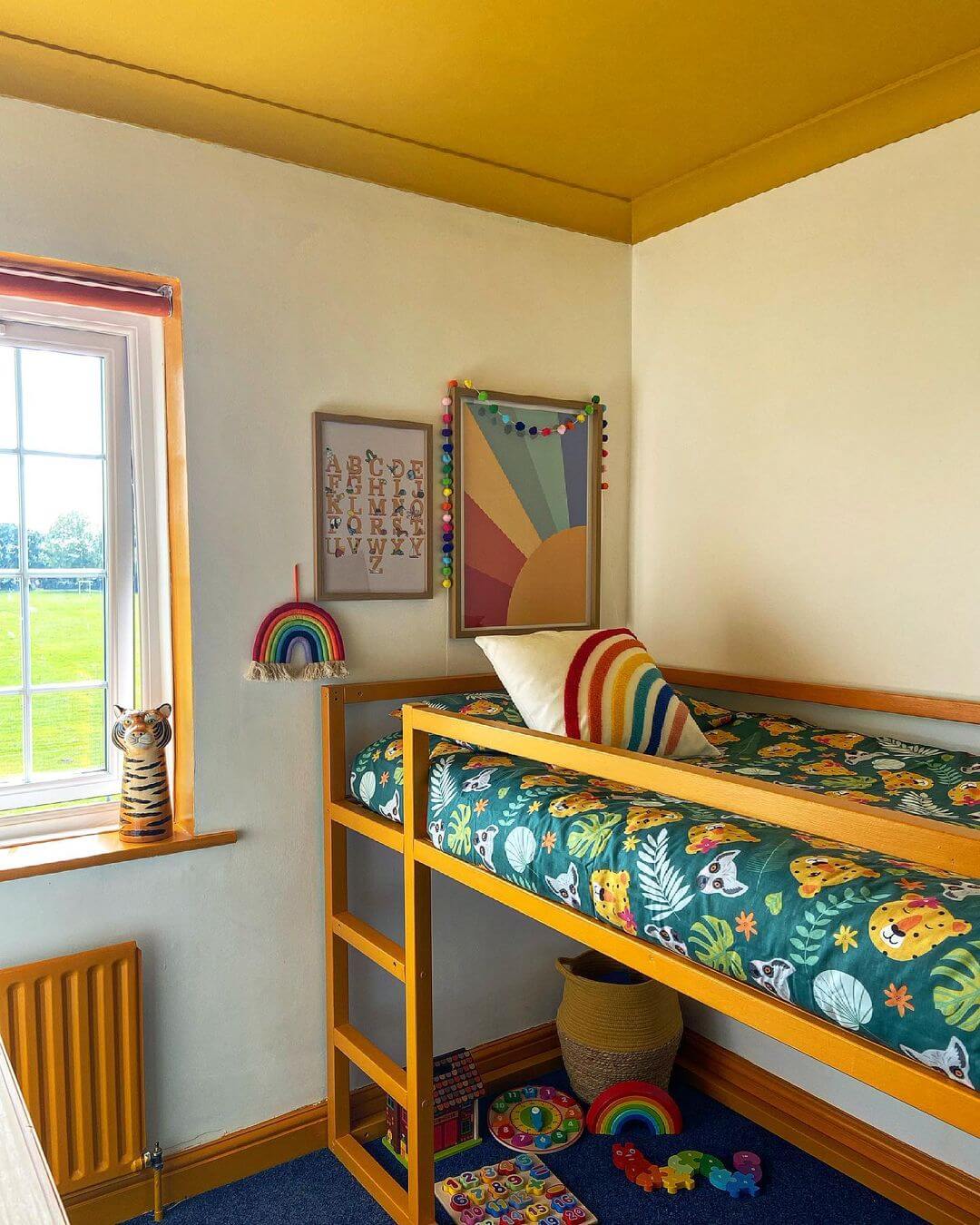 fallback alt text two