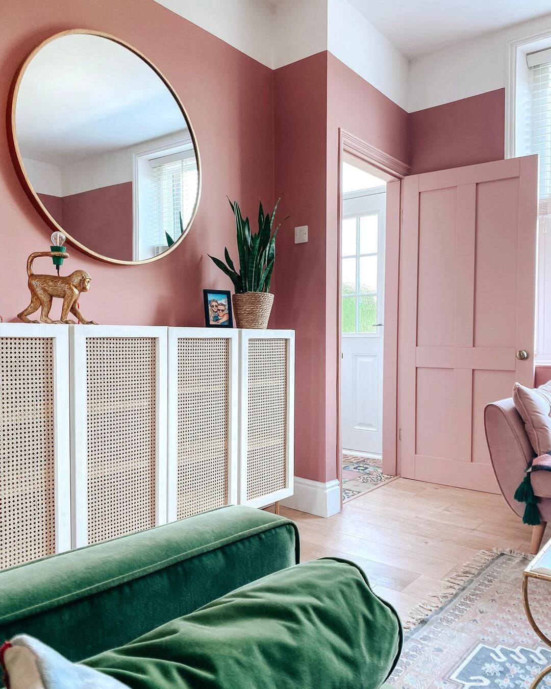 fallback alt text two