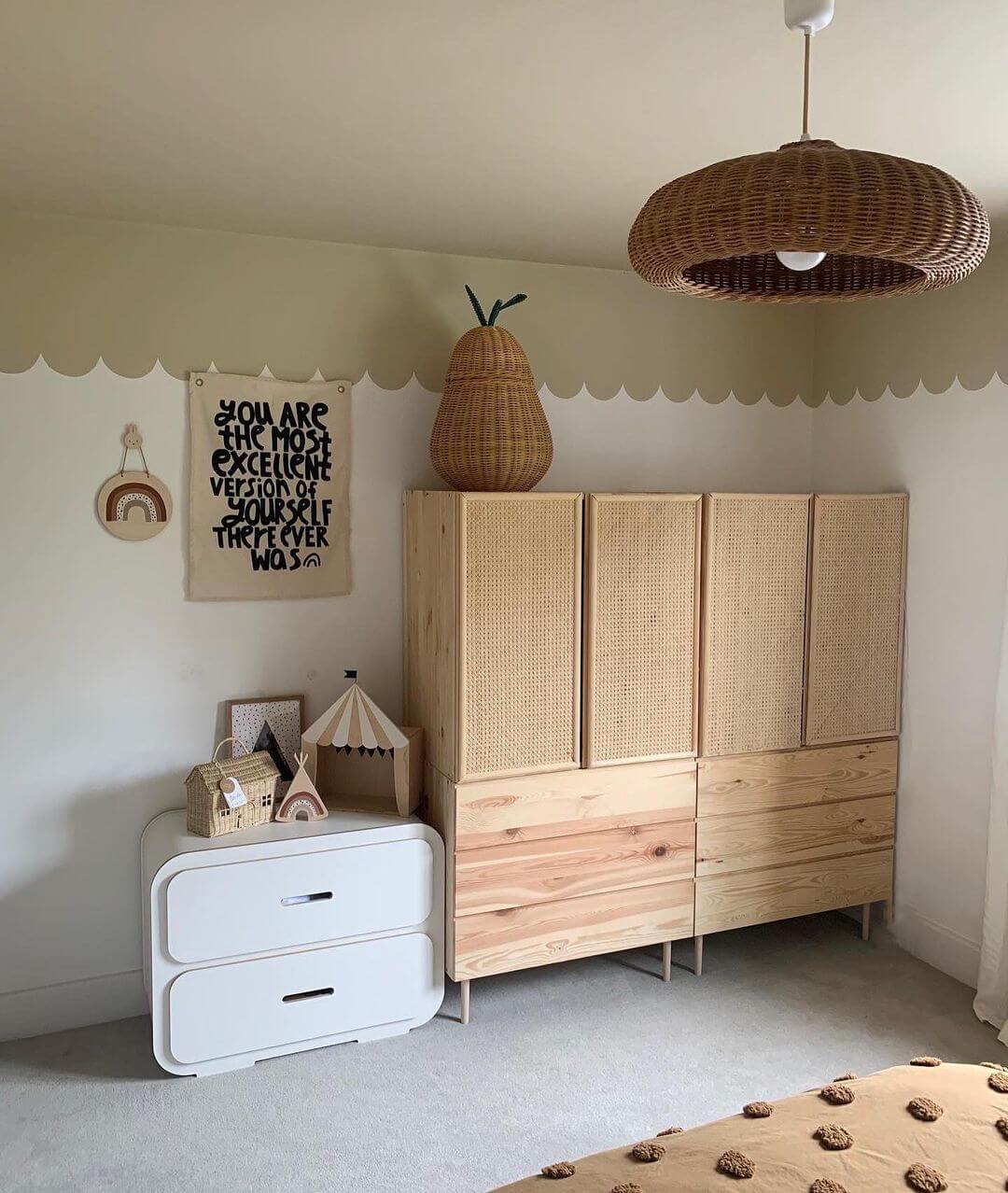 fallback alt text two